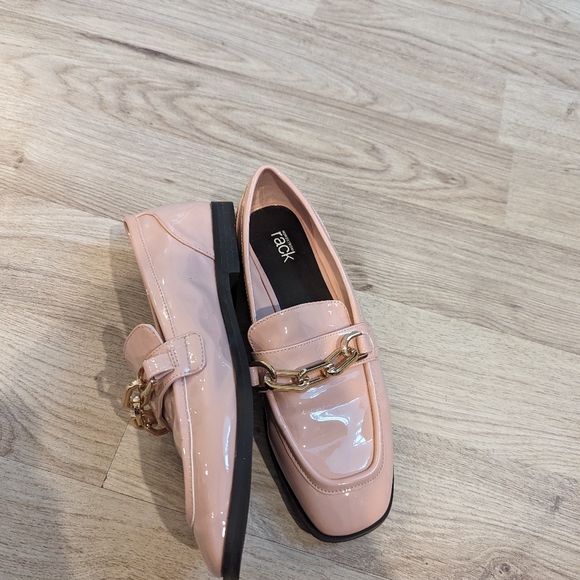 NORDSTROM RACK PALE PINK PATENT LOAFERS SIZE 6.5 - Picture 6 of 8